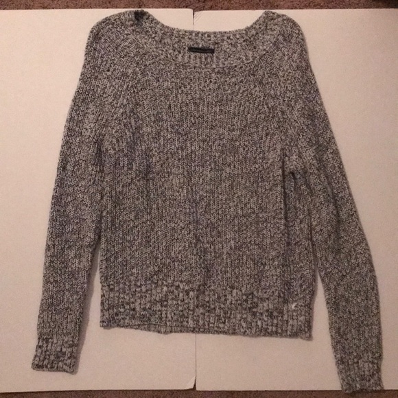 American Eagle Black & White Extra Large Sweater - Picture 2 of 2